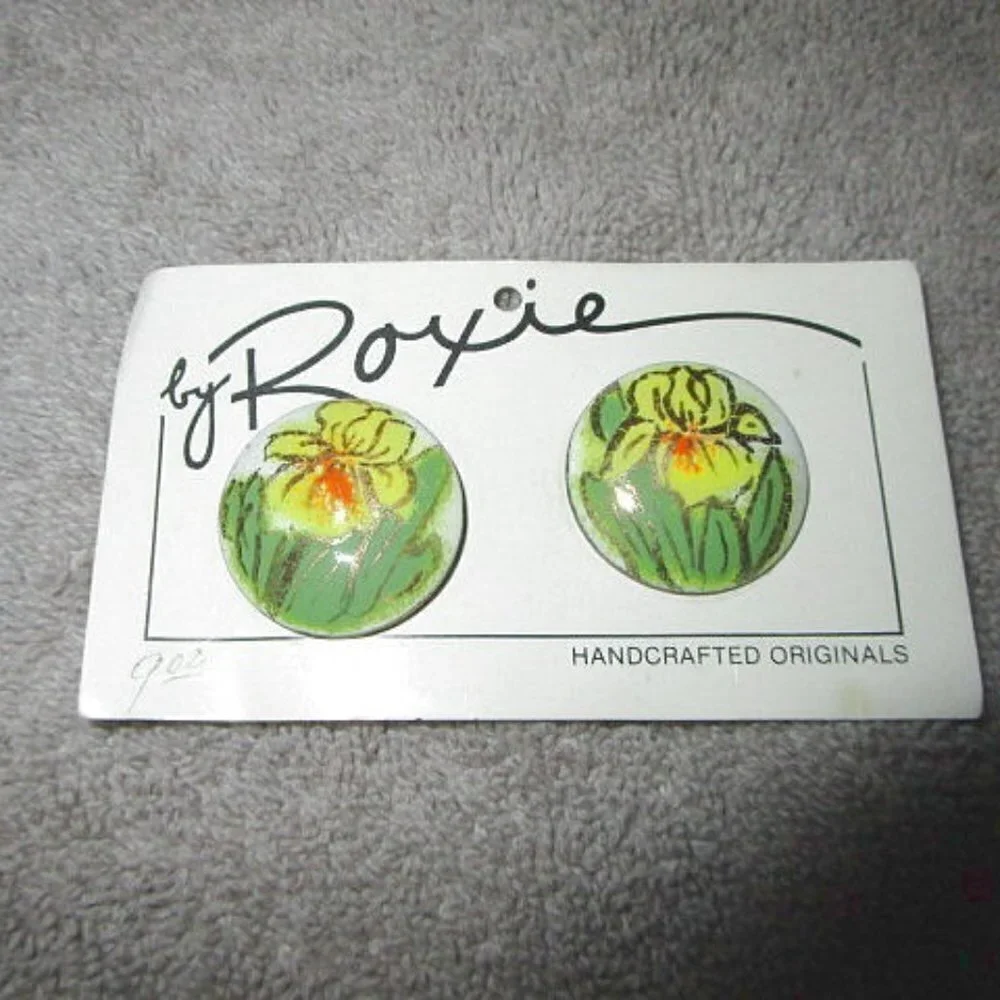NEW Roxie DAFFODIL Hand Painted PIERCED Post EARRINGS Stud ROUND Floral